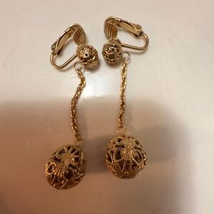Vintage America Gold Filigree Chain Drop Earrings